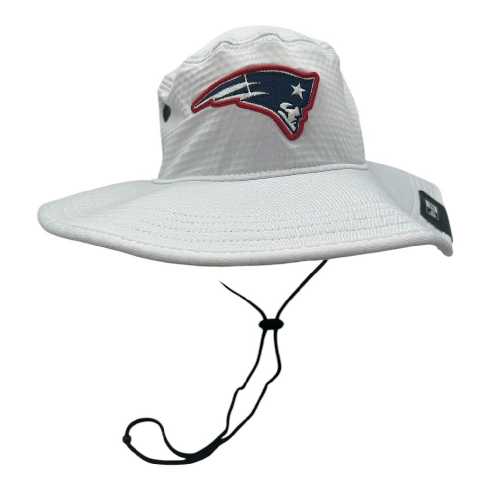 New Era New England Patriots On Field 2024 Training Camp Bucket‎ Panama Hat OSFM